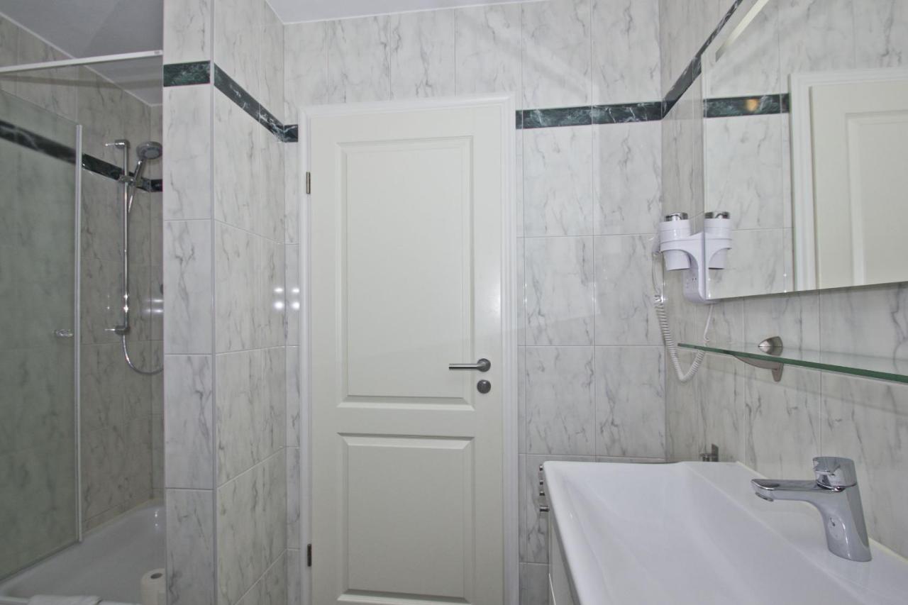 Mit Meerblick Und Balkon, Gratis Nutzung Vom Ahoi Erlebnisbad Und Sauna In Sellin - Meeresblick Fewo 33 Goehren  Exteriér fotografie